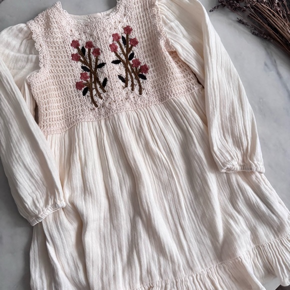Zara Other - Sold ****Zara  girl ivory dress size 5-6 years